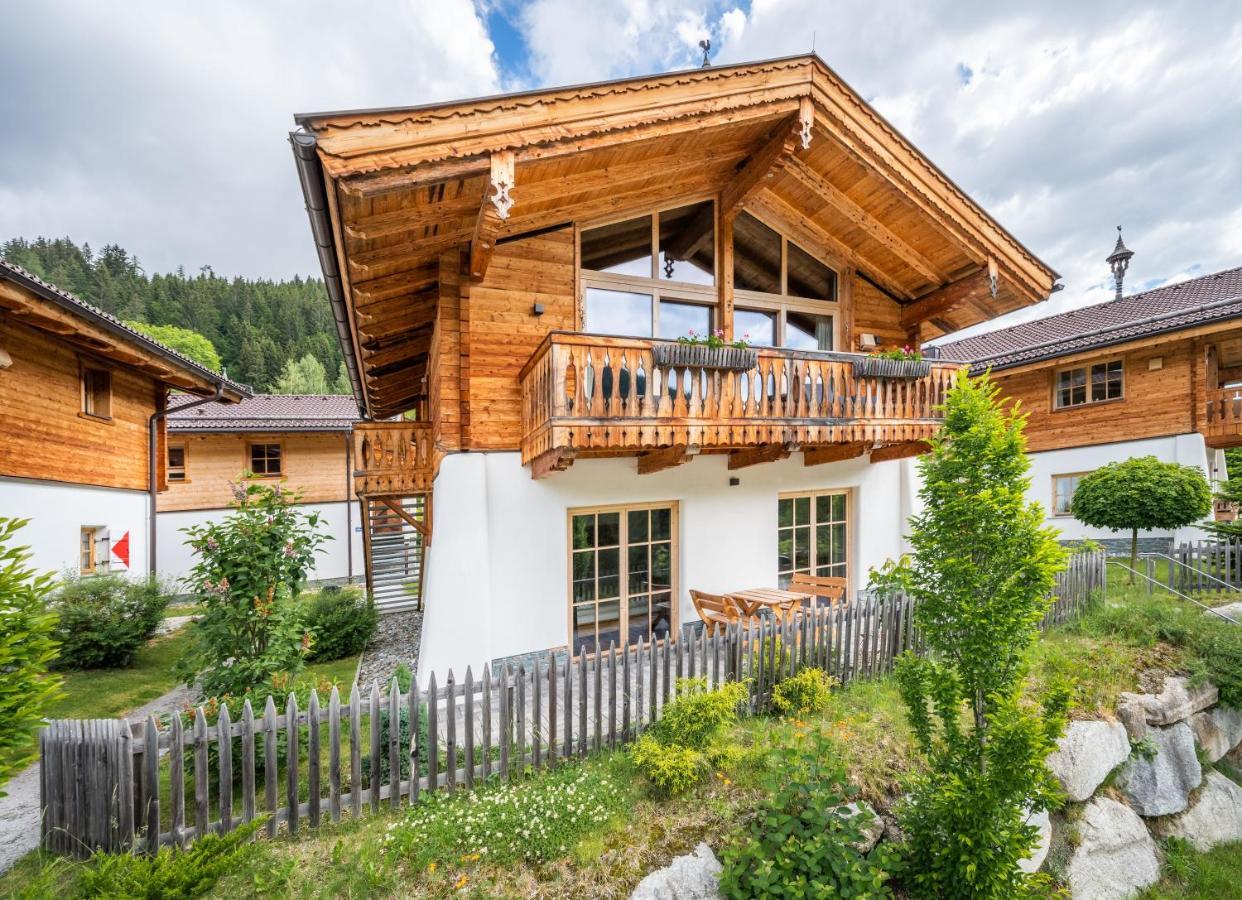 Chaletdorf Am Sonnenhang Neukirchen am Grossvenediger Exterior photo