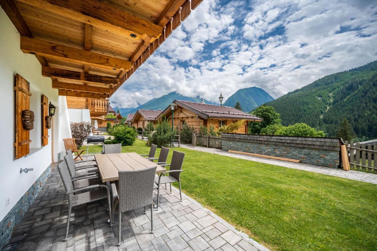 Chaletdorf Am Sonnenhang Neukirchen am Grossvenediger Exterior photo