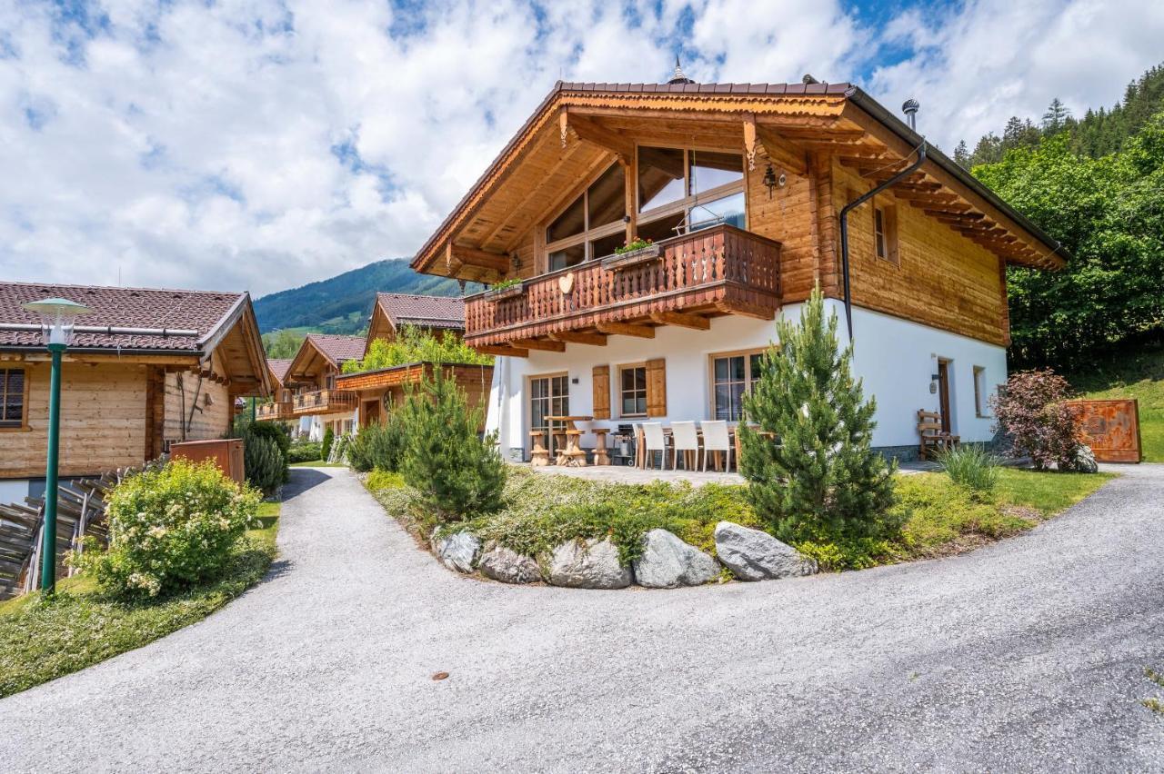 Chaletdorf Am Sonnenhang Neukirchen am Grossvenediger Exterior photo